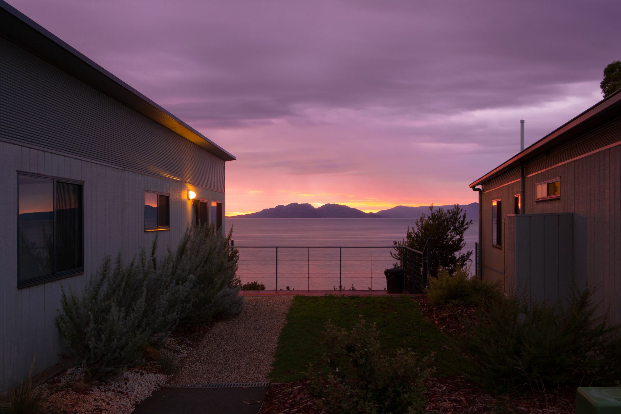 Swansea Beach Chalets Екстериор снимка